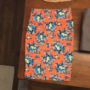 Lularoe Cassie skirt